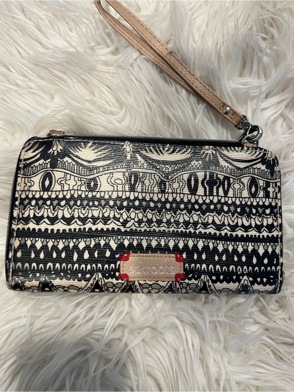 Sakroots Black & Cream Patterned Wristlet with Tan Strap - Picture 8 of 8